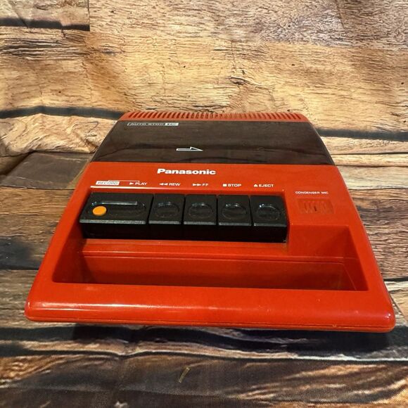 Panasonic RQ-44 Portable Cassette Tape Player Recorder Red For Parts Or Repair - Picture 3 of 9